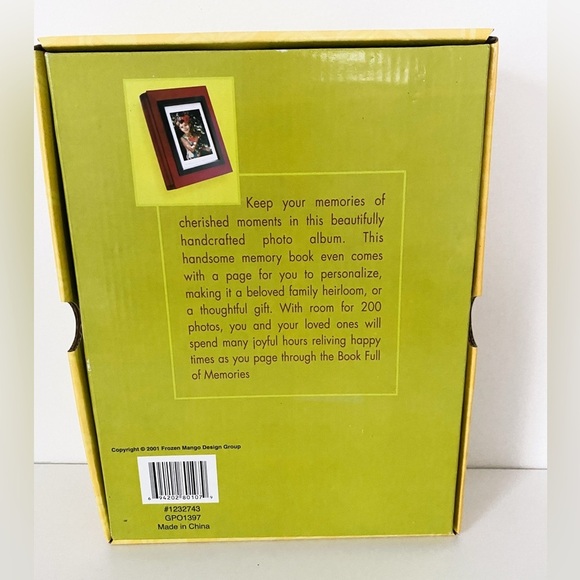 NEW Wooden Photo Album - for 4”x 6” Photos - Picture 2 of 3